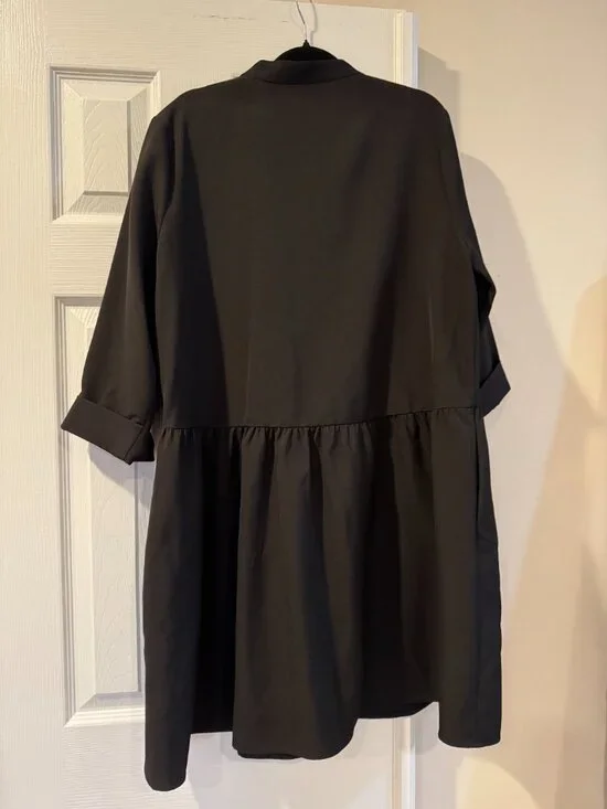 Tuckernuck Button Front 3/4 Sleeve Dress - Picture 4 of 5